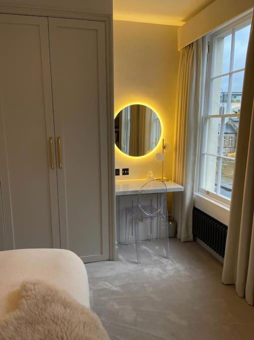 Luxury Georgian Apartment - 5 Minute Walk To Spa Bath Exterior foto